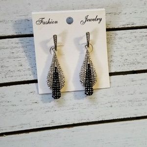 *NEW* Black & Silver Rhinestone Teardrop Earring